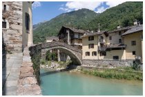 69s  più giù nella valle, il ponte di Fontainemore