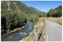 24s  per diversi tratti c'è una bella ciclabile in direzione Saint Etienne, non che la strada sia molto trafficata....