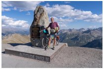 49s  un paio di motociclisti francesi mi scattano una foto