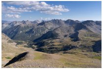 50s  il grandioso panorama da quassù. In basso si vede la strada percorsa salendo da Saint Dalmas
