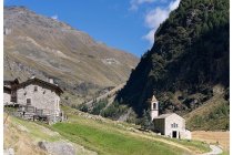 15s  la chiesetta di San Bernardo