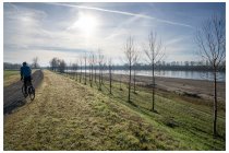 06s  ed ecco il Po, siamo nel comune di S.Rocco al Porto, sull'altra sponda si immette il fiume Trebbia