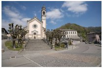 14s  la chiesa di Corna Imagna