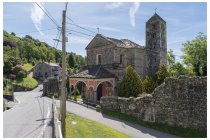 10s  all'ingresso di Andrate, la chiesa di Santa Maria degli Alberi risalente all'XI secolo