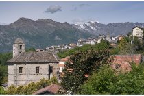 11s  Andrate e sullo sfondo i monti sopra la val Traversella