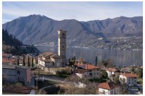 25s  Osteno, qui.... dopo 70 chilometri quasi piatti (in realtà abbiamo già fatto comunque circa 700 metri di dislivello) , ci dobbiamo fare 13 chilometri di salita continua e 650 metri di dislivello per scavallare la val d'Intelvi Sullo sfondo a destra una cimetta che potrebbe essere la cima Fiorina, ricordo dei bellissimi panorami, clicca  QUI