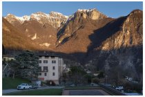 31s  qui invece è Rovio (500m), sopra il monte Generoso