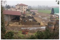 47s  verso le 12e40 compare un timido sole e in breve il cielo diventa sereno, ci siamo lasciati la nebbia alle spalle e guadagnamo una decina di gradi