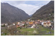 07s  una piccola parte di Carlazzo e oltre, la val Cavargna, ma noi oggi la percorreremo in discesa
