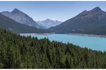 105s  e poi via, lungo l'infinita strada che costeggia i laghi