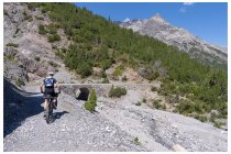 10s  lungo la mulattiera verso il passo del Gallo