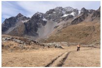 44s  in alto il piz Paradisin (3302m), dietro di lui c'è la zona tra Livigno e il passo della Forcola