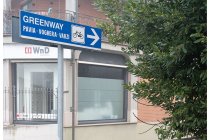 01s  Oramai ho fatto diversi giretti in Oltrepò pavese, ma c'è sempre qualche strada nuova ancora da percorrere. Questa volta lascio la macchina a Voghera, centro non lontano dalle prima colline. Di qui passa una nota ciclabile ricavata sul percorso di una vecchia ferrovia dismessa che raggiungeva Varzi, la utilizzerò per iniziare e chiudere il mio giro.